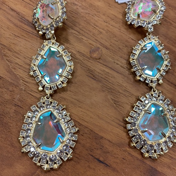 HOST PIC KENDRA SCOTT COLOR CHANGING ARIA 14K DROP DICHROIC GLASS EARRINGS - Picture 13 of 14